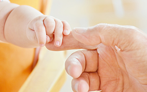 宝宝篇：给新生儿洗屁屁这件事，90%的家长都做错了！